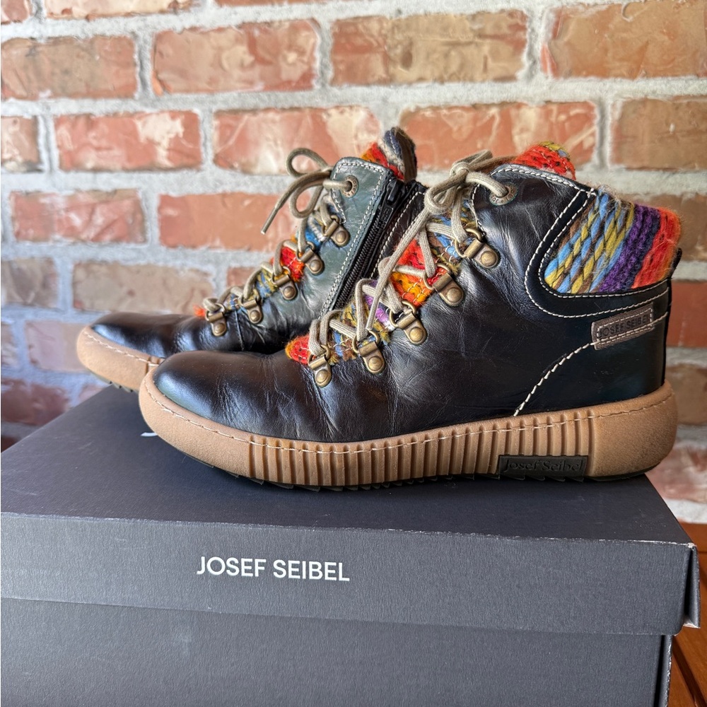 Josef Seibel Multicolor Knit Accent Leather Boots